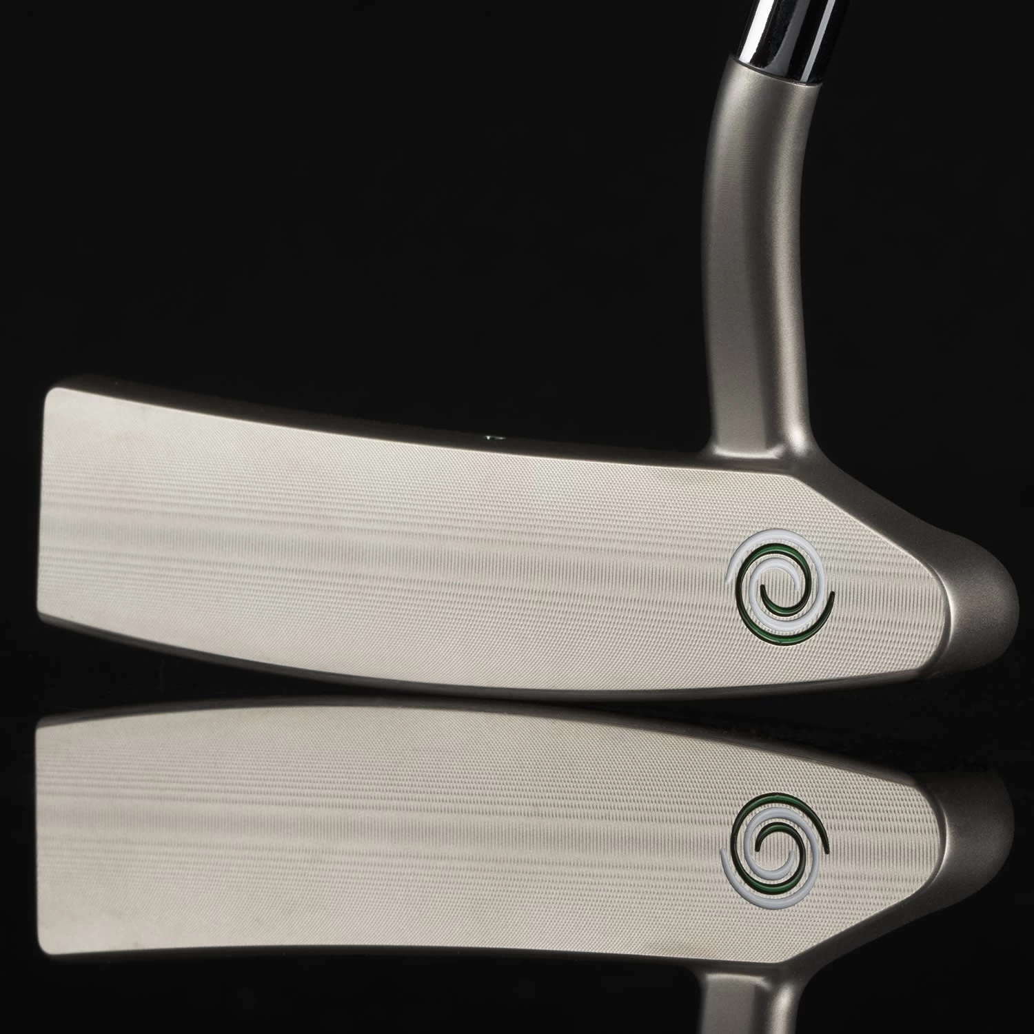 Odyssey Toulon Design Limited Edition Magnolia Golf Putter 2 Odyssey Toulon Design Limited Edition Magnolia Golf Putter - Image 2